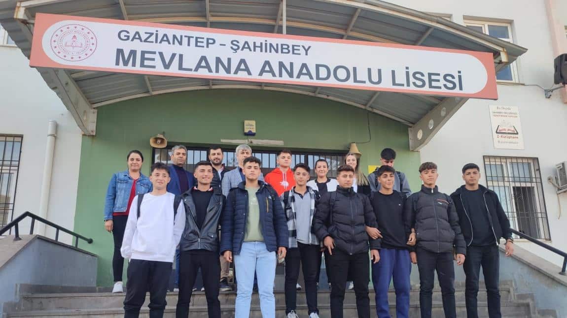 Mevlana Anadolu Lisesi Zeybek Ekibi